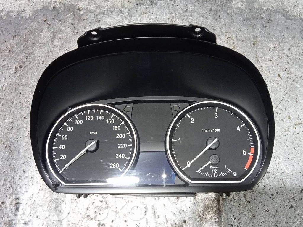 BMW 1 E81 E87 Geschwindigkeitsmesser Cockpit 