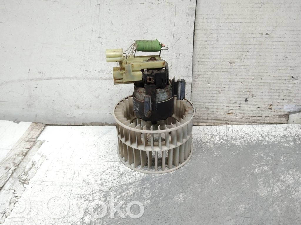 Mazā radiatora ventilators
