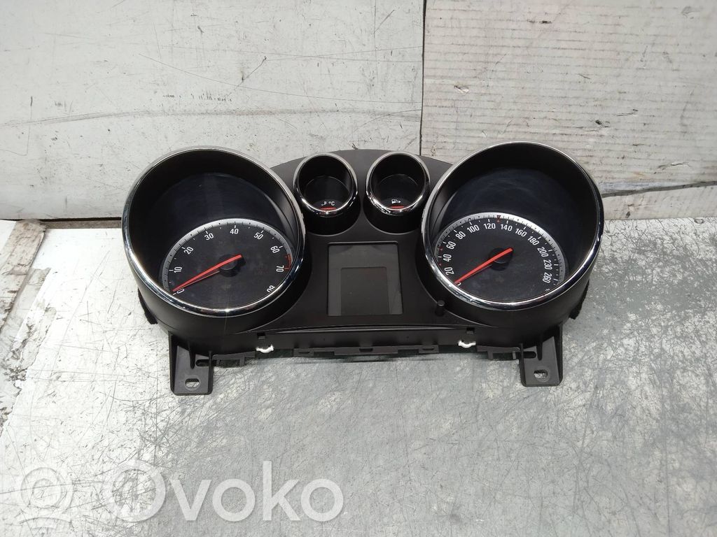Opel Astra H Speedometer (instrument cluster) 
