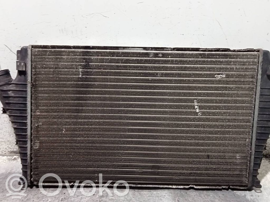 Opel Vectra C Interkūlerio radiatorius 