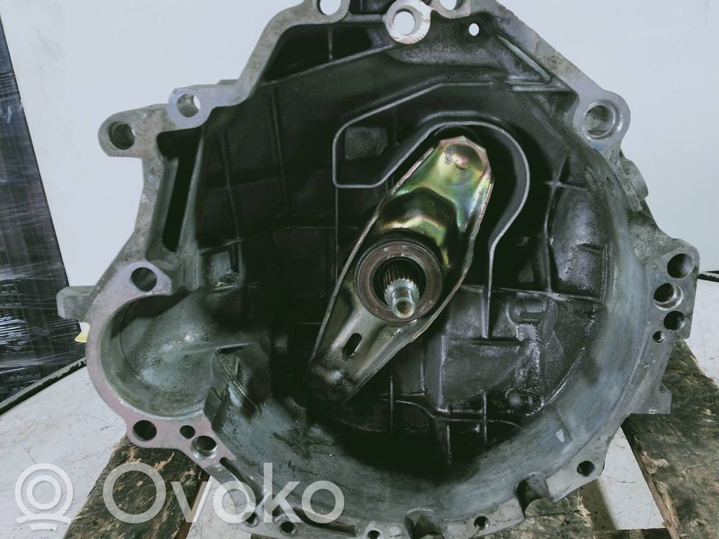 Audi A4 S4 B5 8D Manualna 5-biegowa skrzynia biegów 