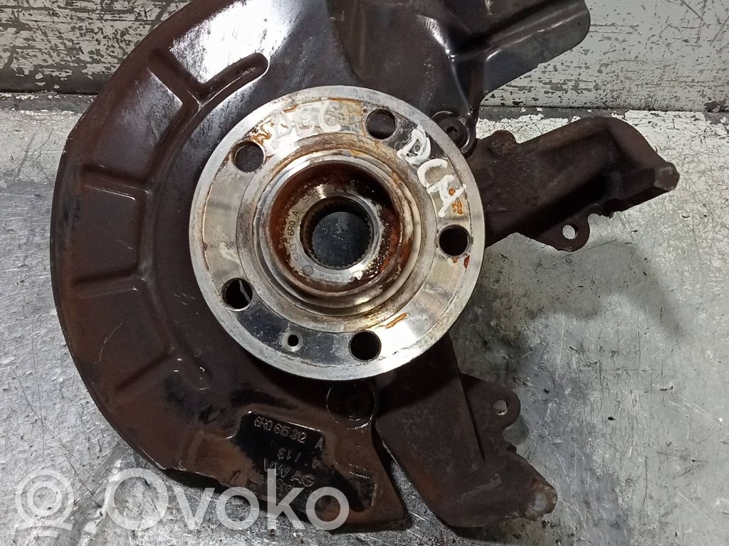 Volkswagen Polo V 6R Zwrotnica koła przedniego 