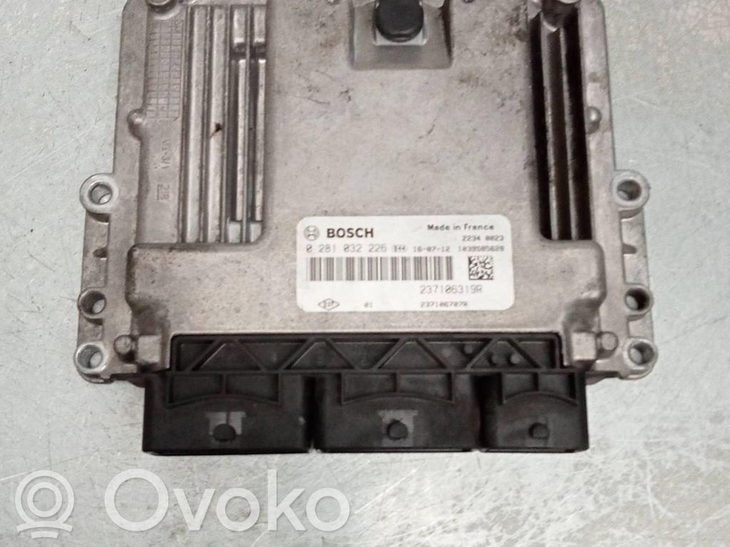 Renault Kadjar Engine control unit/module 