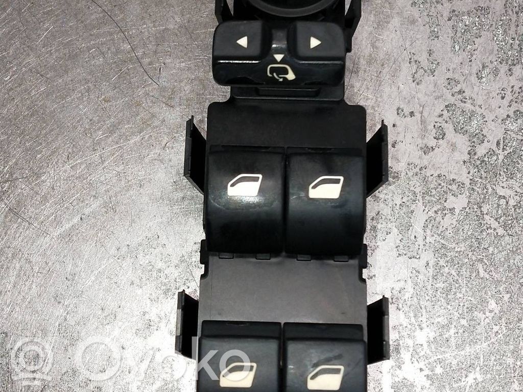 Electric window control switch   96468704XT
