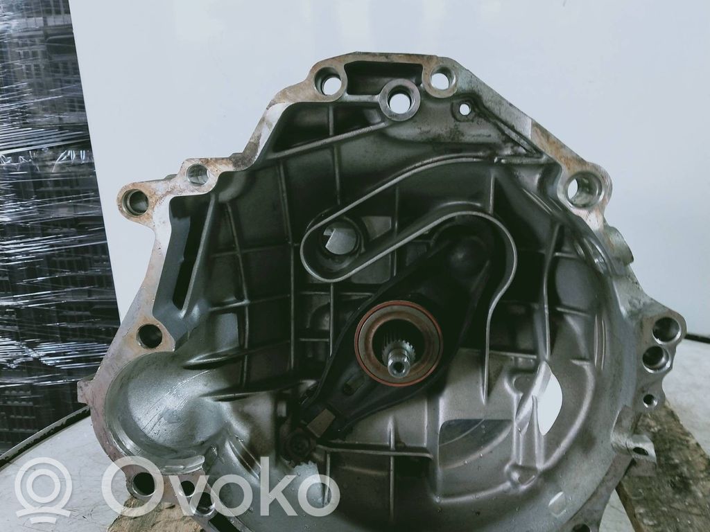 Audi 100 200 5000 C3 Mehāniska 5 ātrumu pārnesumkārba 