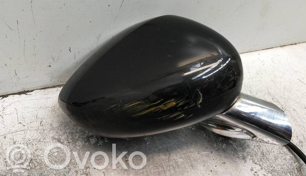 Front door electric wing mirror
