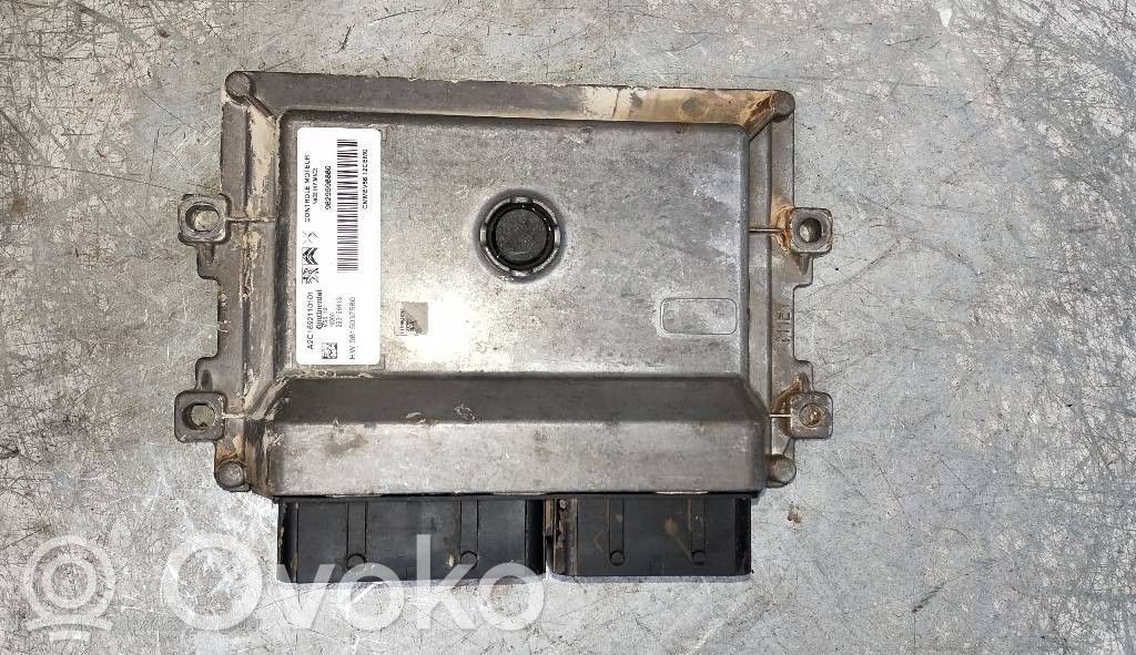 Peugeot 2008 I Engine control unit/module 