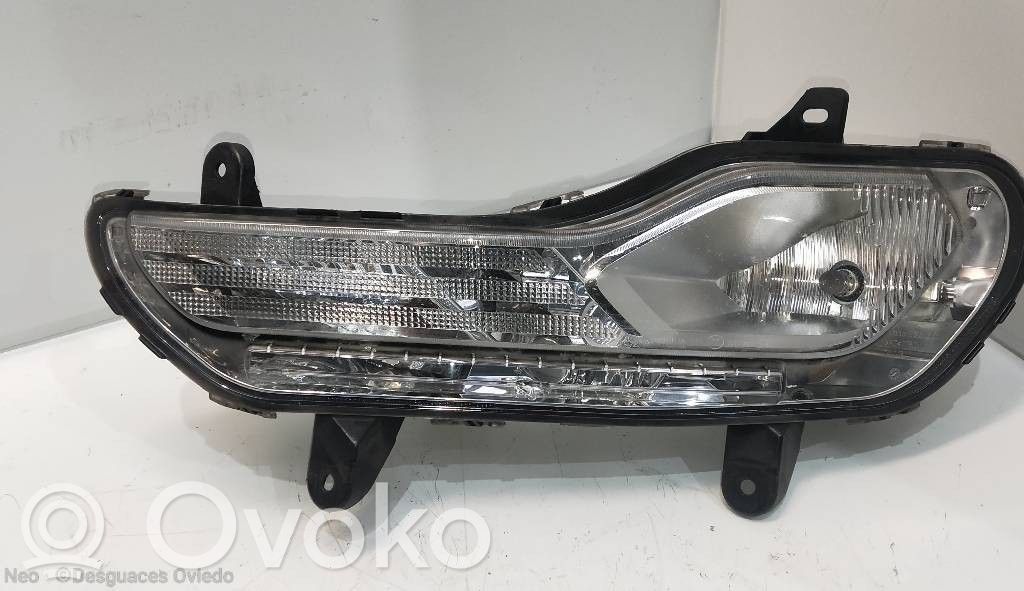 Ford Kuga II Etu-/Ajovalo 