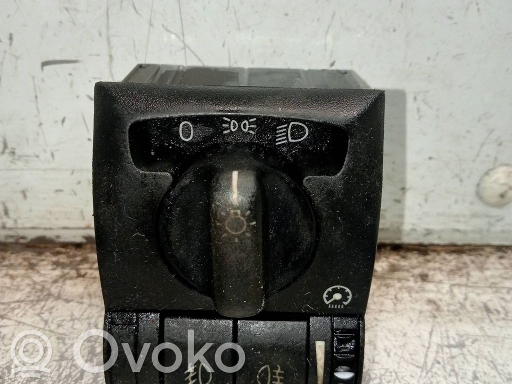 Opel Omega B2 Interruptor de control del panel de luces 