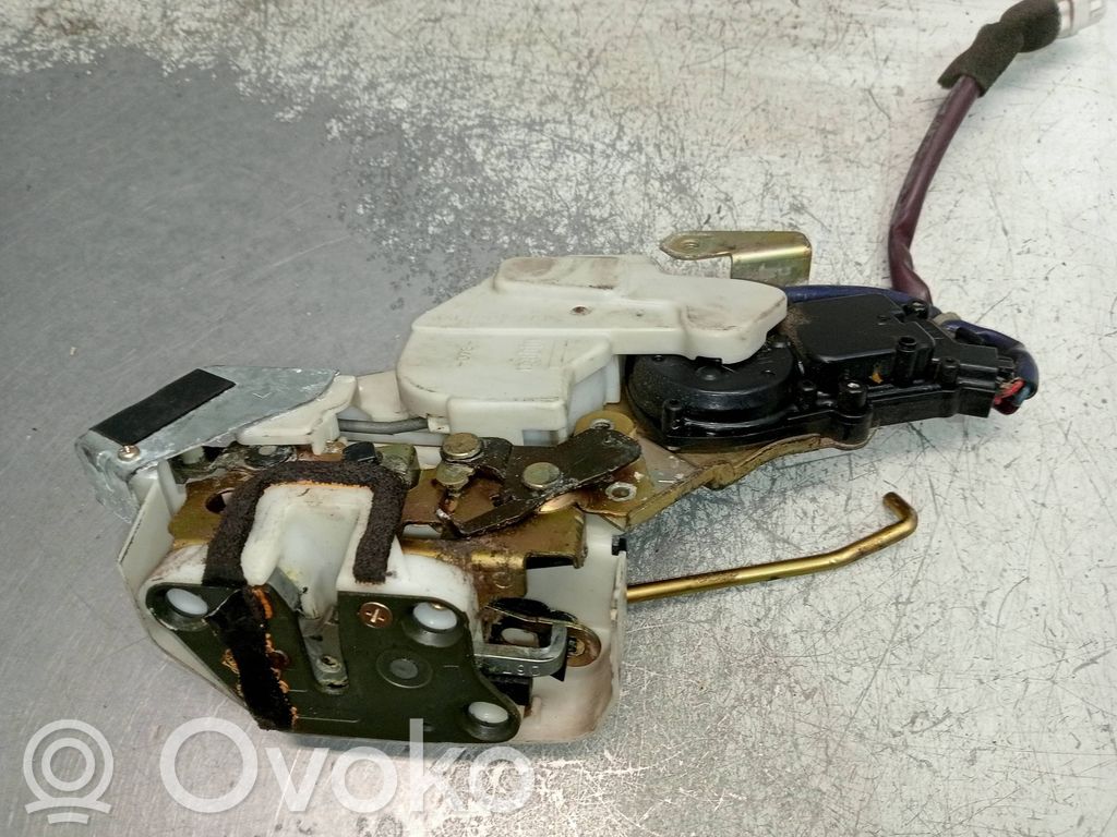 Motor de cierre de puerta trasera