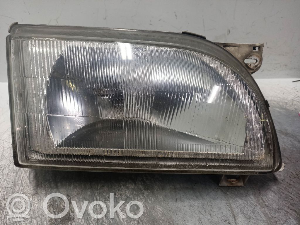 Headlight/headlamp   95VB13005SAA