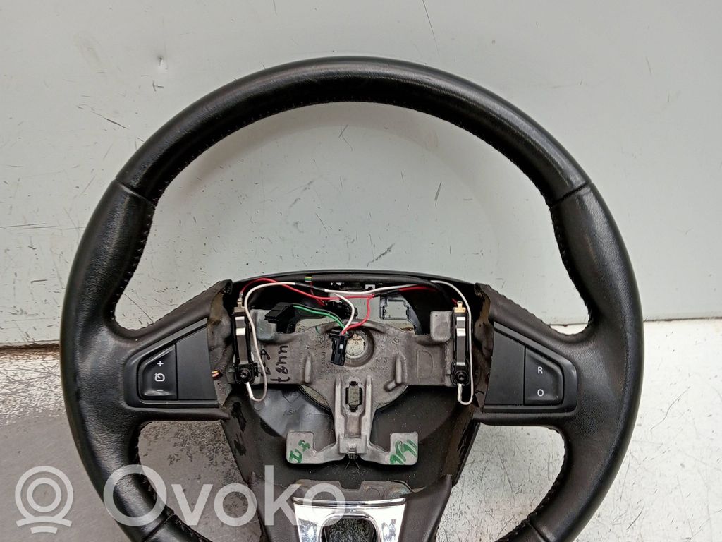 Volante   609581499,609581410