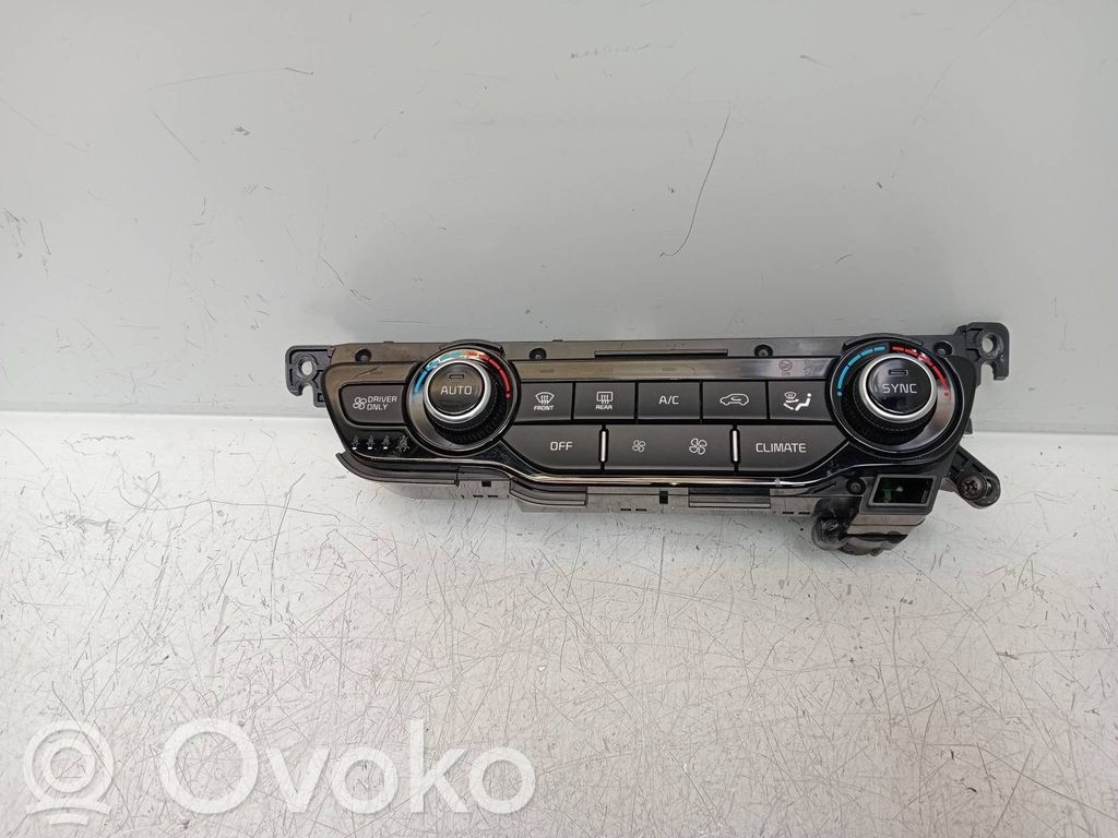 KIA Niro Air conditioner control unit module 