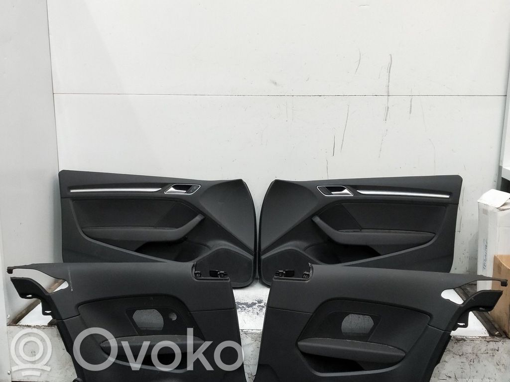 Rear seat   3P