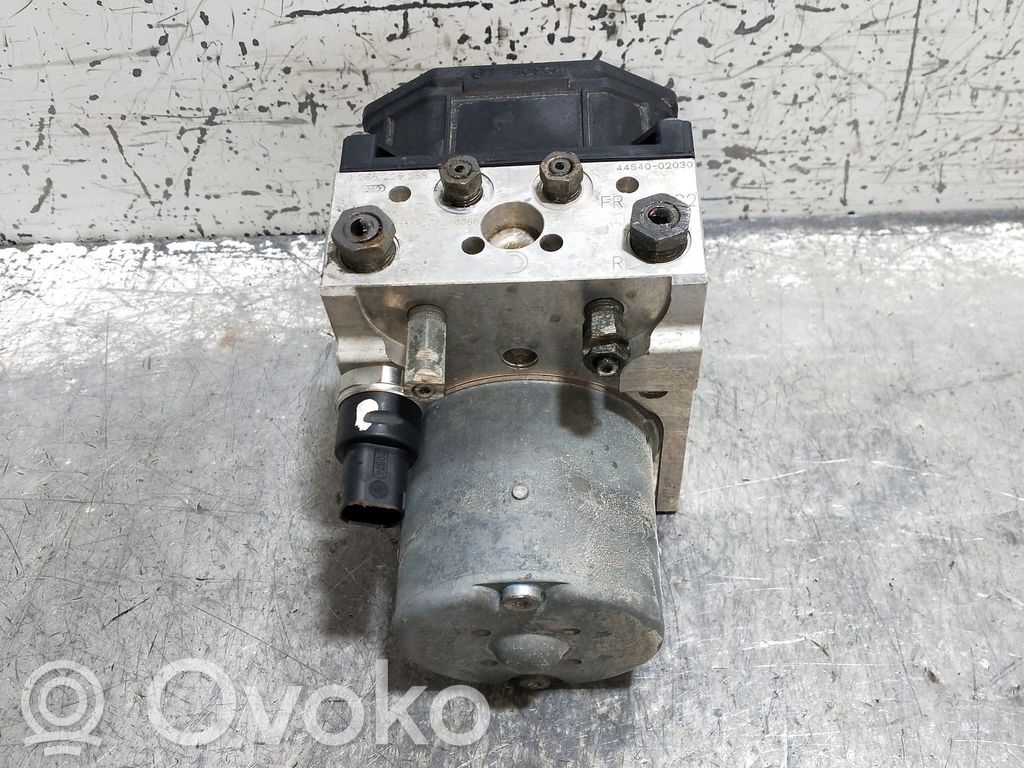 Toyota Corolla E110 ABS Blokas 