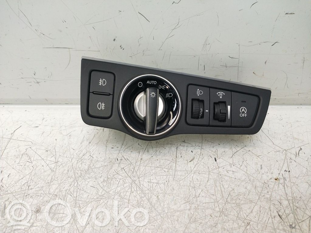 Interruptor de control del panel de luces   933003Z200,39R1001000