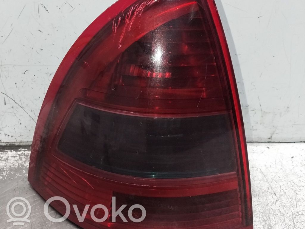 Citroen C5 Aizmugurējais lukturis virsbūvē 