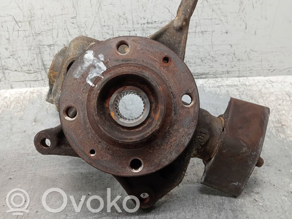 Front wheel hub spindle knuckle