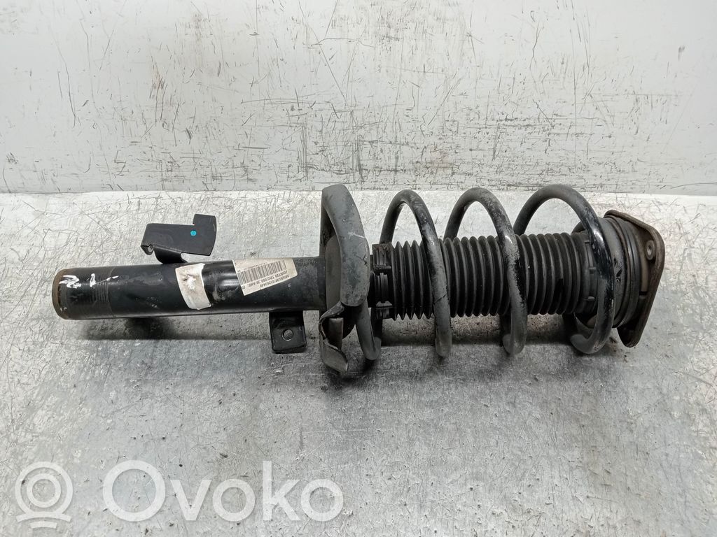 Volvo S40, V40 Amortyzator osi przedniej ze sprężyną 