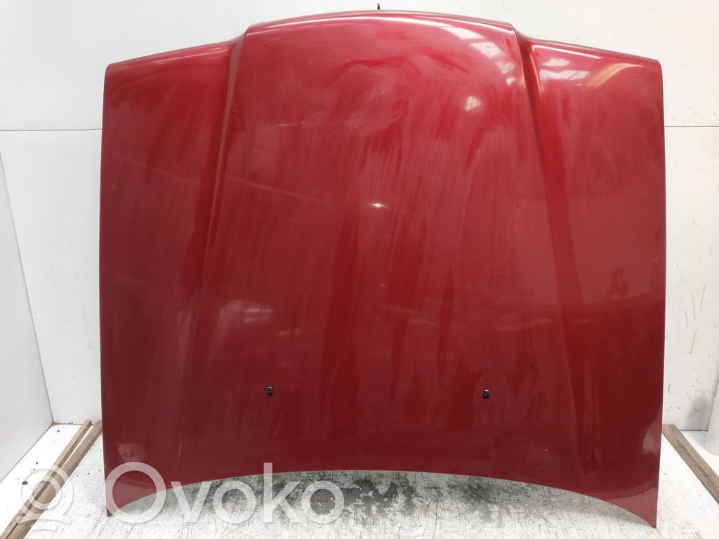 Dzinēja pārsegs (vāks)