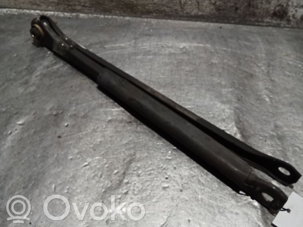 Rear control arm