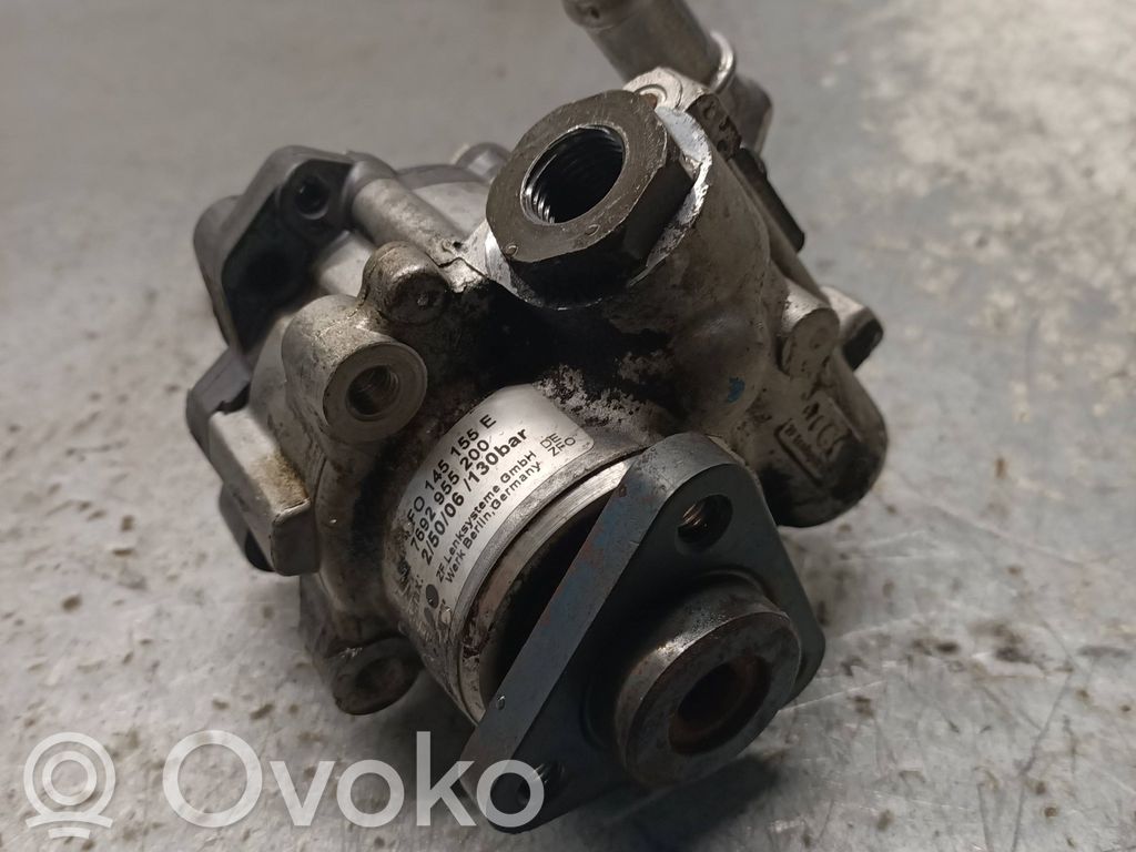 Audi A6 S6 C6 4F Power steering pump 