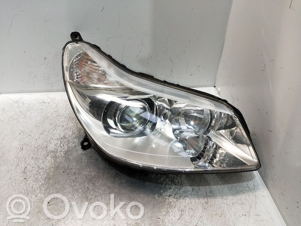 Scheinwerfer   8900026,739360121XENON