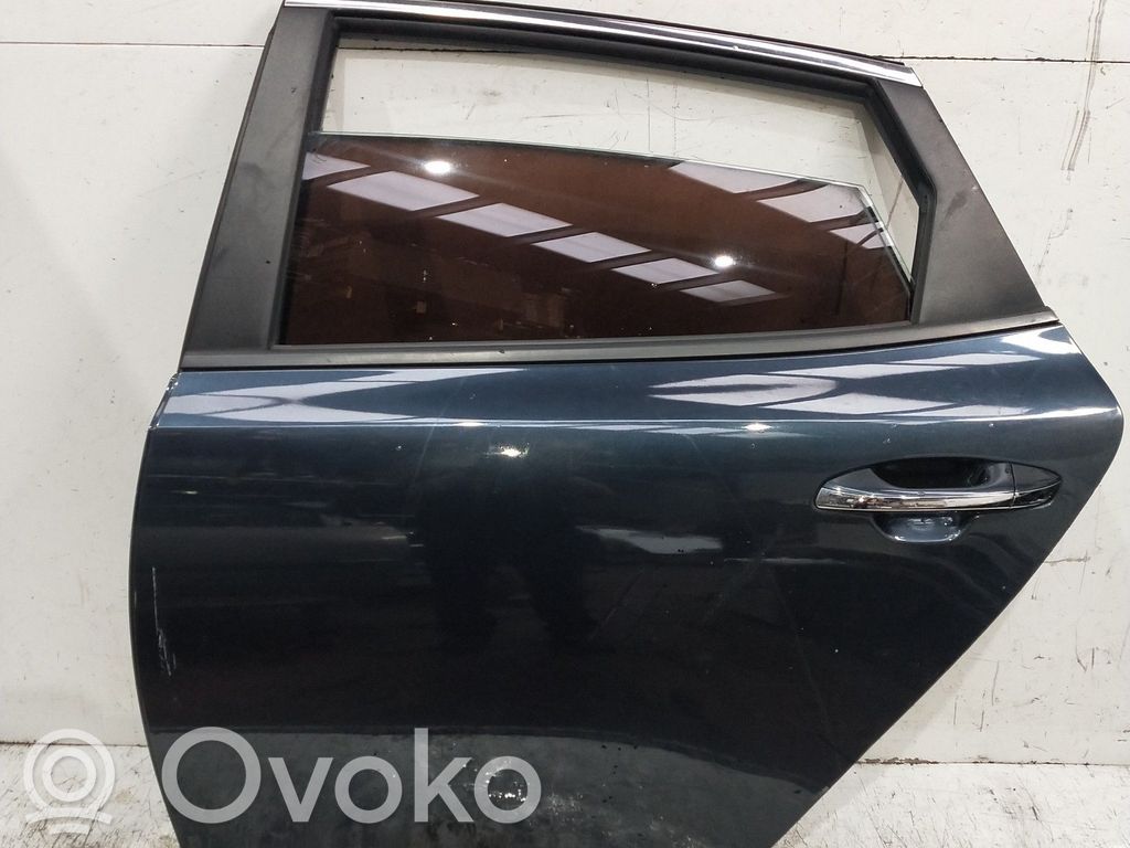 Rear door   4P