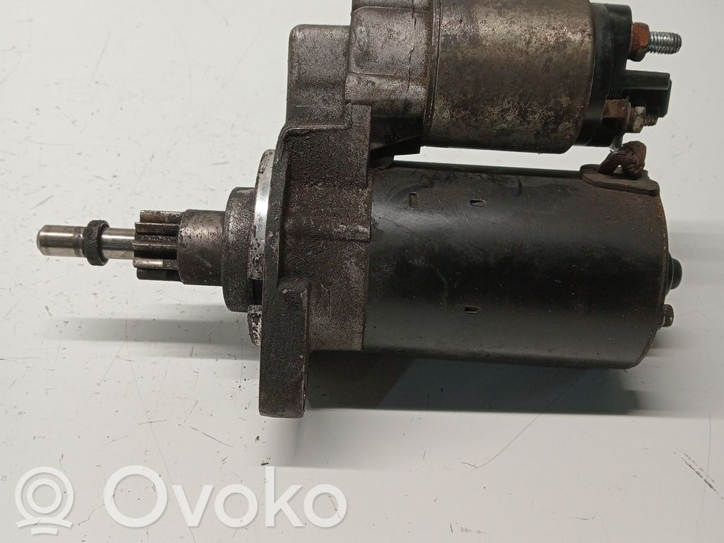 Rozrusznik   8EA012527071