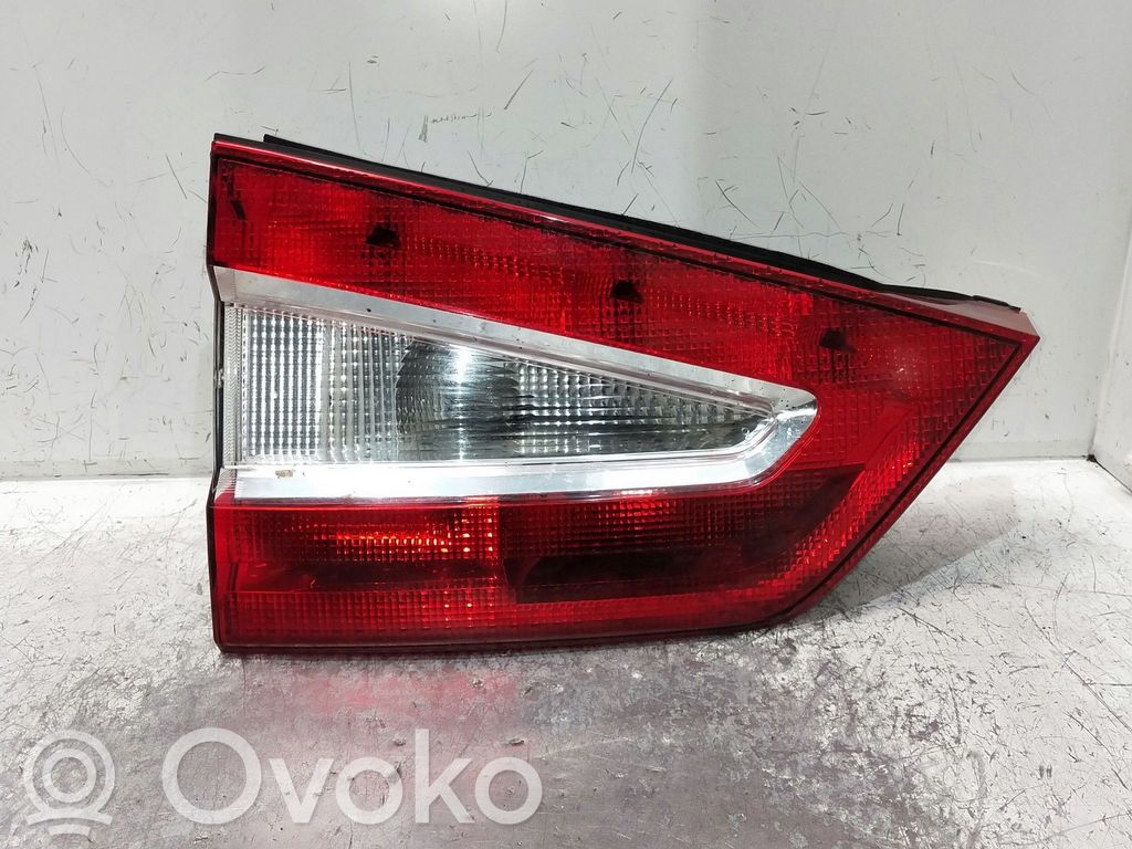 Etuajovalon polttimo   YM2113A603EB