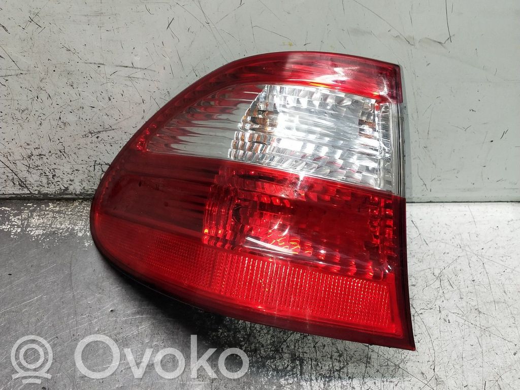 Mercedes-Benz E W210 Lampă spate în caroserie 