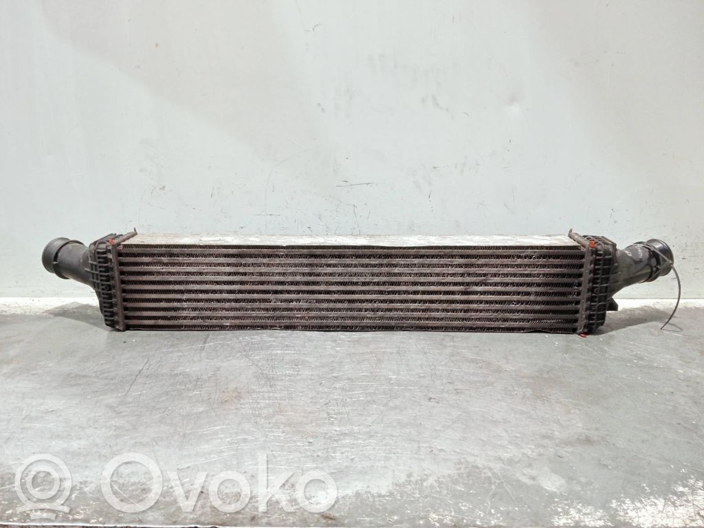 Interkūlerio radiatorius   8K0145805E