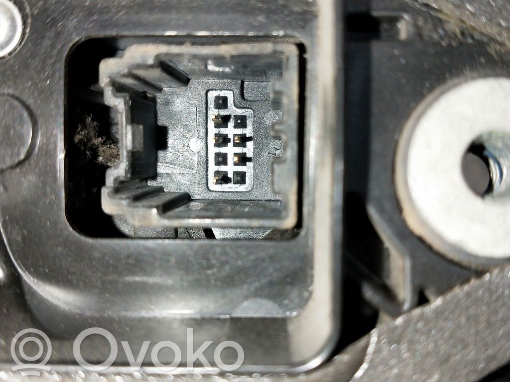 Opel Astra J Bloķēt motoru 