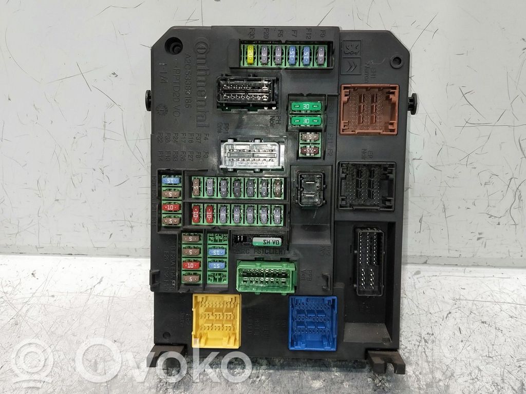 Citroen C4 II Picasso Unidad de control del BSM 