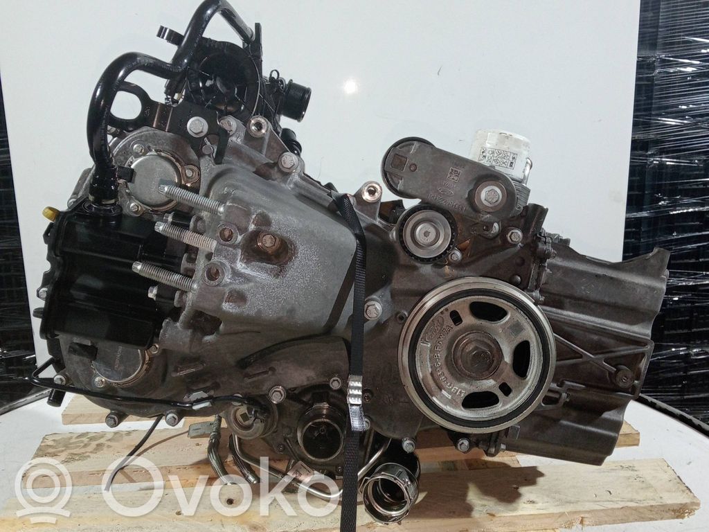 Variklis   B7JB,LB452191