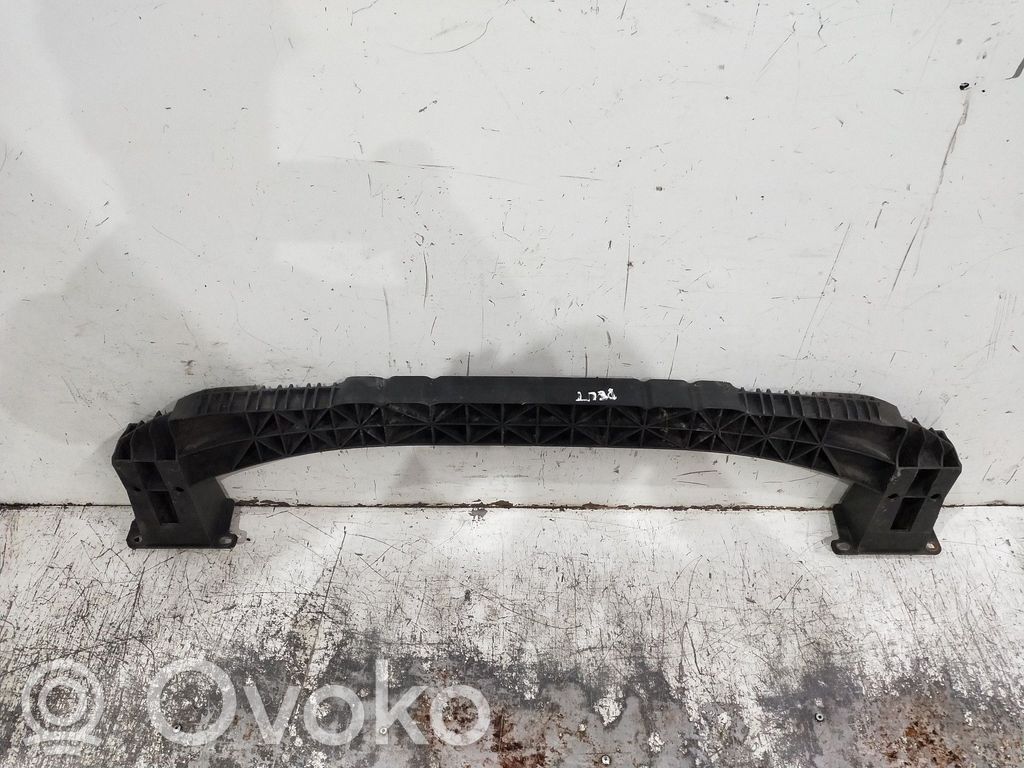 Front bumper mounting bracket