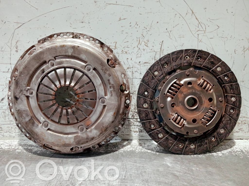 Volkswagen Caddy Kit d'embrayage 