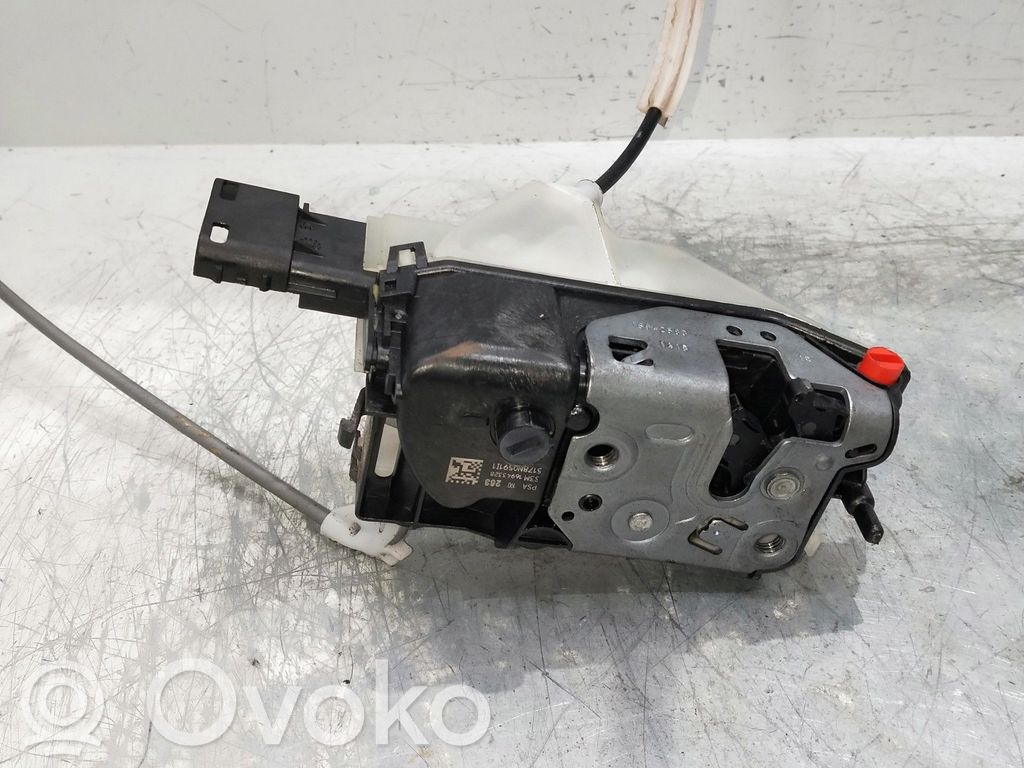 Citroen C-Elysée Takaoven lukitusmoottori 