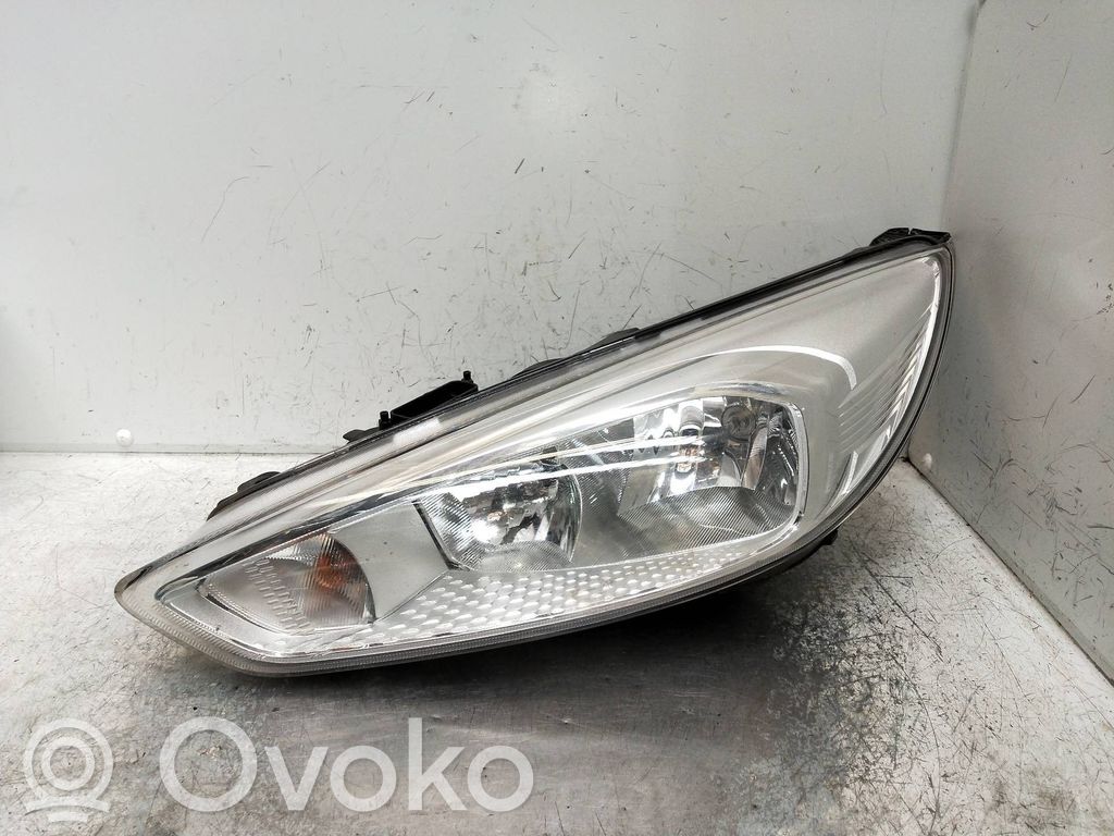 Ford Focus Faro/fanale 
