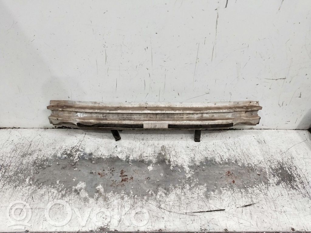Front bumper mounting bracket