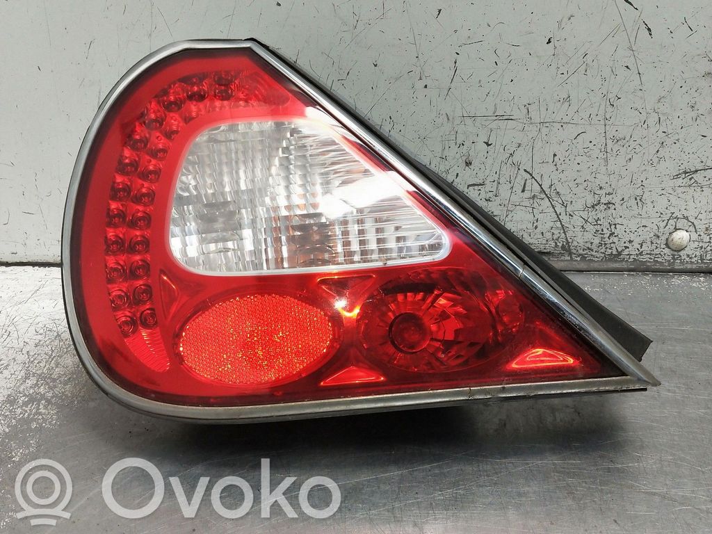 Jaguar XJ X350 Aizmugurējais lukturis virsbūvē 