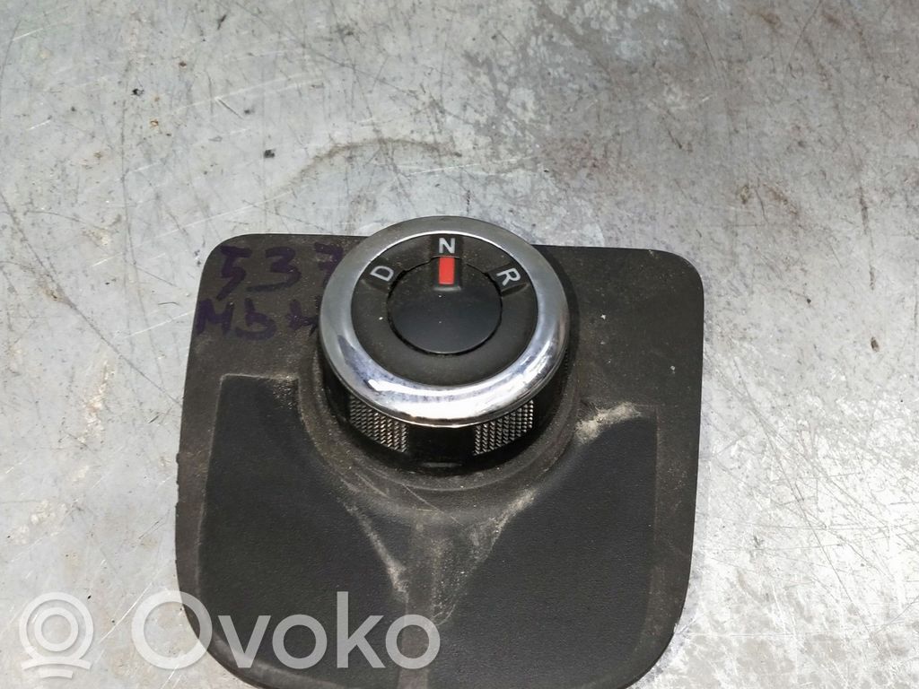 Dacia Spring Otros interruptores/perillas/selectores 