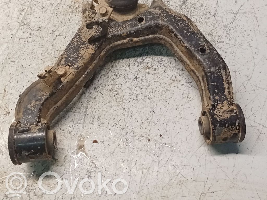 Mitsubishi Montero Priekinė svirtis 