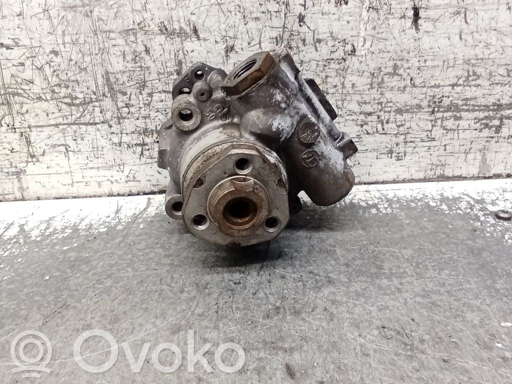 Pompe direction assistée   18G