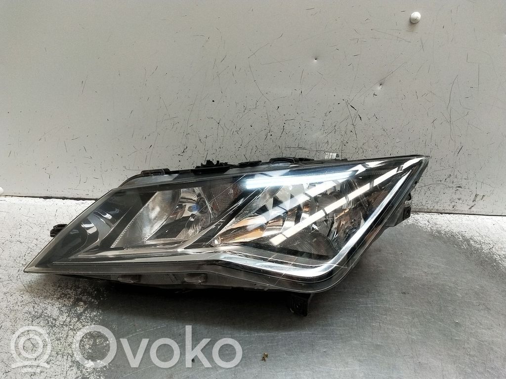 Seat Leon (5F) Etu-/Ajovalo 