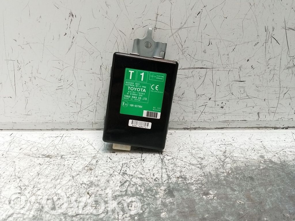 Sonstige Steuergeräte / Module   897B078060,61B864000
