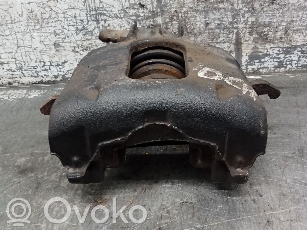 Caliper de freno delantero