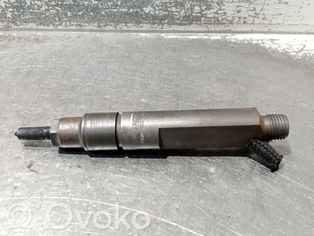 Inyector de combustible   038130202A,0432193595,BOSCH