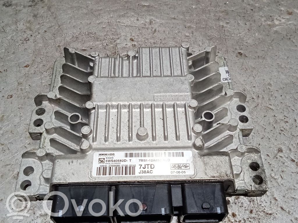 Engine control unit/module   7M5112A650AUD,5WS40582DT,7JTDJ38AC