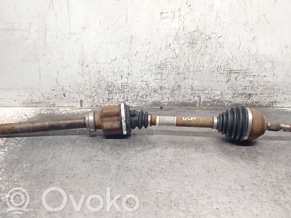 Etuvetoakseli   9685126180